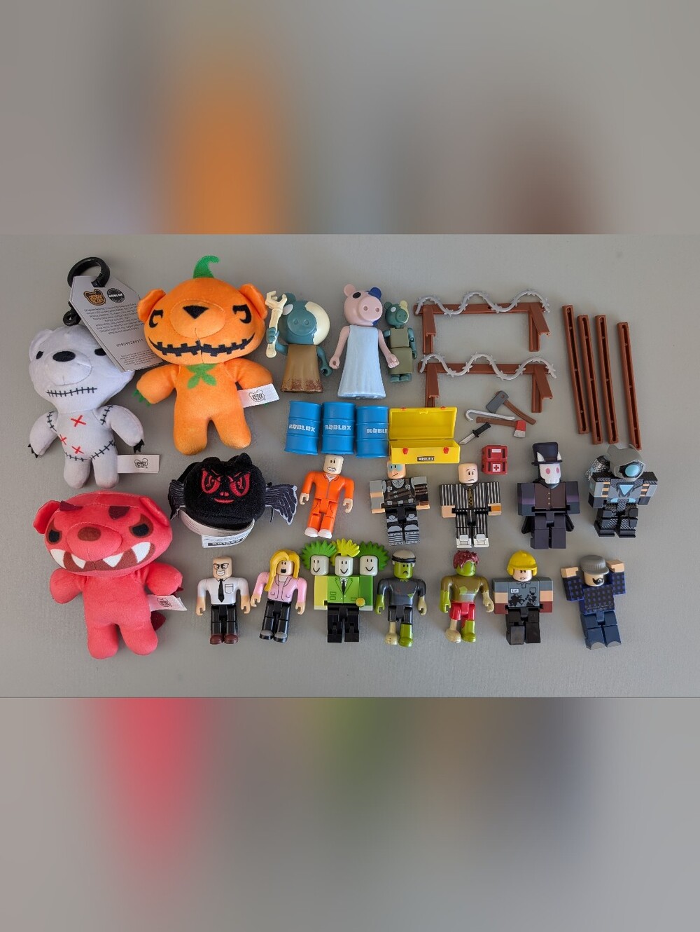 Roblox Toys, Zombie Attack Playset Pieces, Deddy Bear,